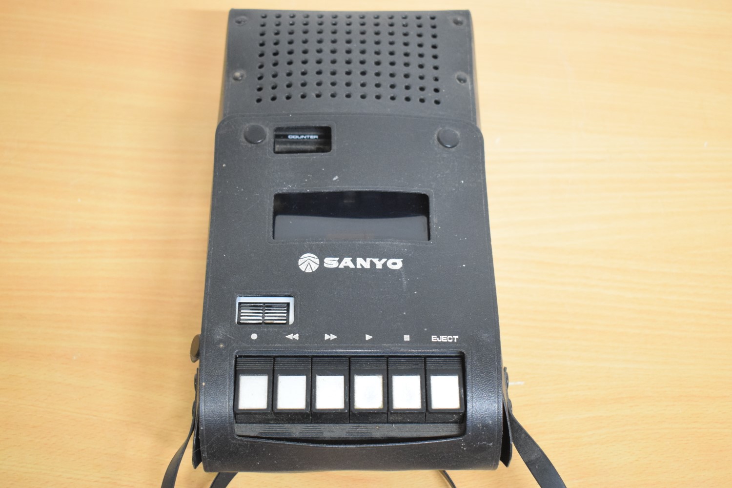 Sanyo Model M 2522EH Portable Cassette Deck  			